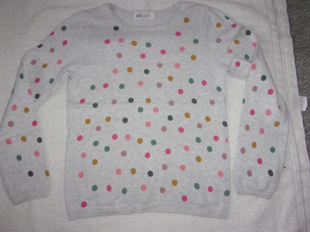 Heel mooi meisjes truitje. Maat 134-140. (NIEUWSTAAT), Kinderen en Baby's, Kinderkleding | Maat 134, Meisje, Trui of Vest, H&M