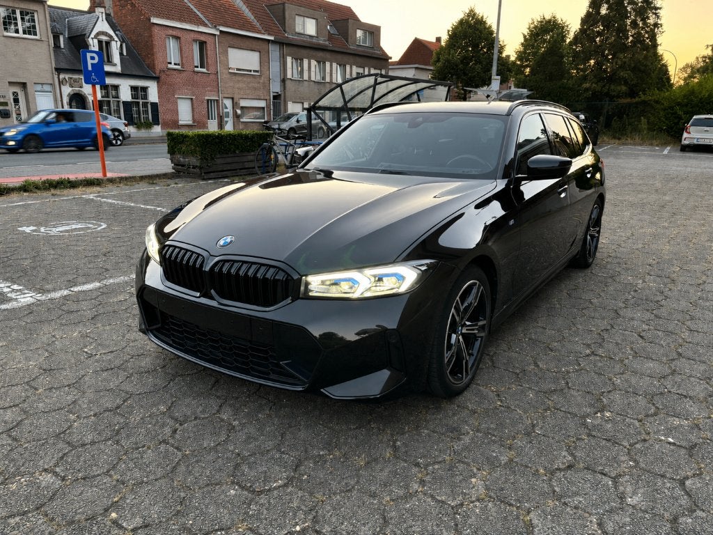 Mooie BMW 320iAS Touring M-sport, Auto's, Achterwielaandrijving, 4 cilinders, Zwart, 5 deurs