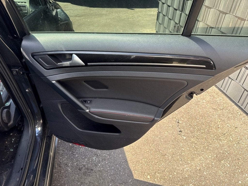 PANNEAU DE PORTE ARRIÈRE DROIT Volkswagen Golf VII (AUA), Volkswagen, Volkswagen AG, Utilisé, Kundenbetreuung@volkswagen.de