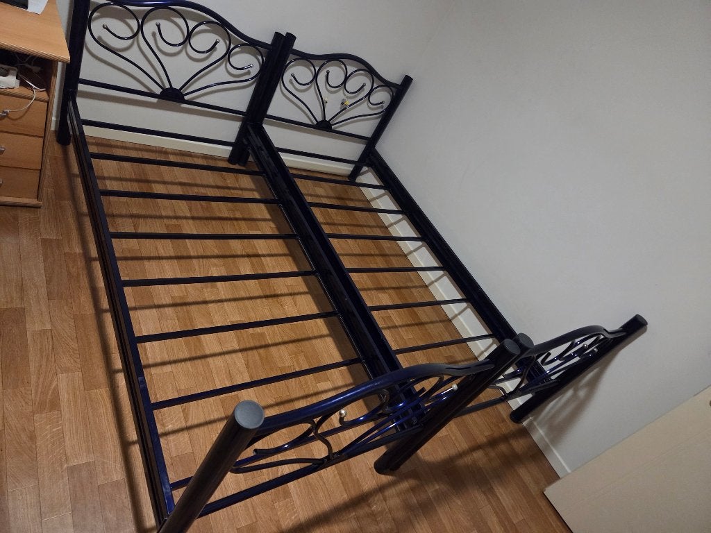 Metalen stapelbed 2-persoons, Huis en Inrichting, Ophalen, Gebruikt, 160 tot 180 cm, Tweepersoons
