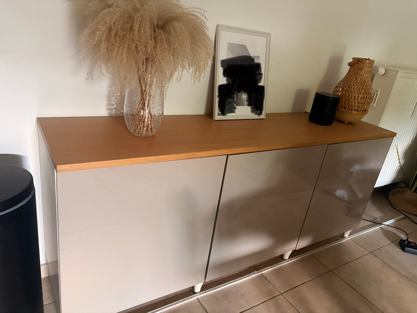 Buffet besta taupe, Maison & Meubles, Enlèvement, Comme neuf
