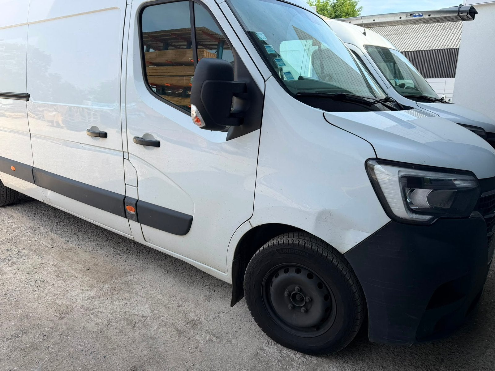 L4 2021 200,000KM AIRCO 0032471654764, Auto's, Wit, Bedrijf, 5 deurs, Overige carrosserie
