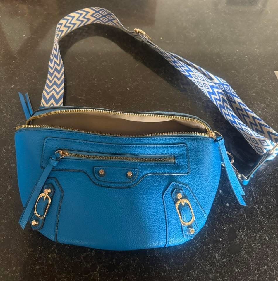 Heuptasje, Handtassen en Accessoires, Tassen | Damestassen, Ophalen of Verzenden, Zo goed als nieuw, Blauw