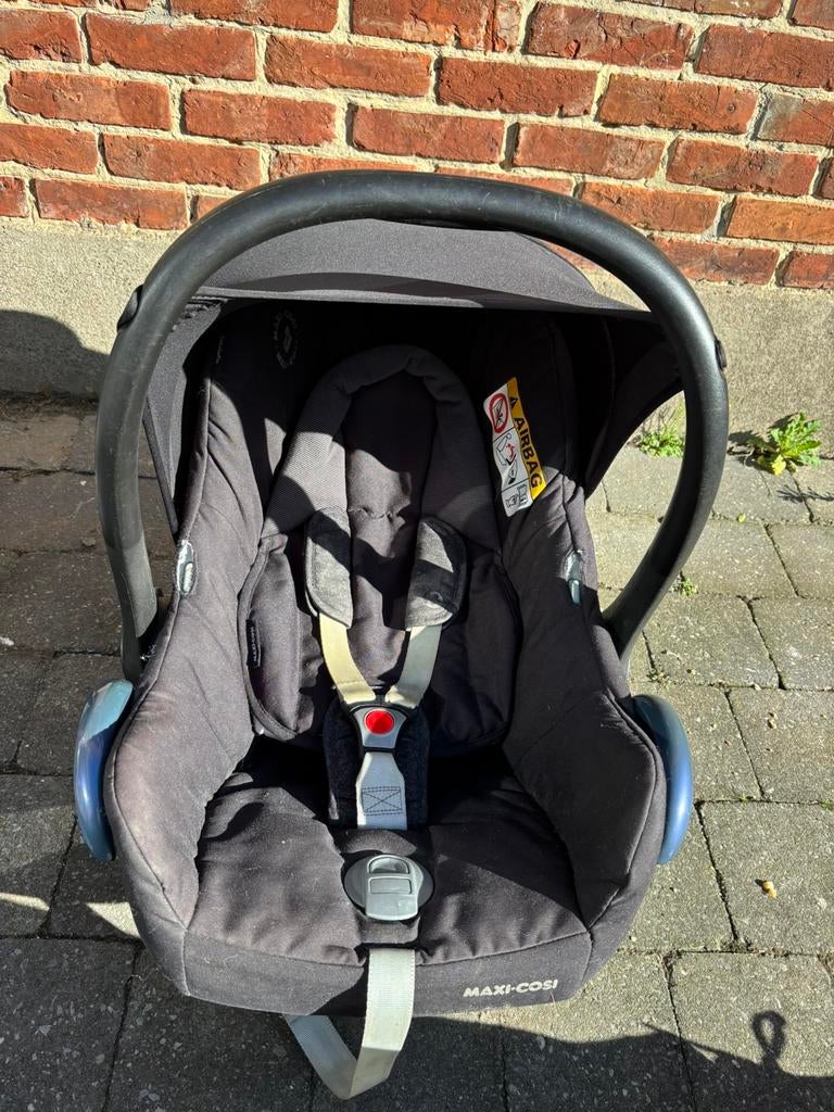Maxi-Cosi CabrioFix, Ophalen, Autogordel of Isofix, Gebruikt, Afneembare rugleuning