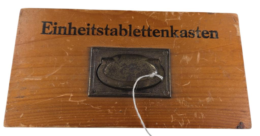 duitse ww2 einheitstabletten kistje in gebruikte staat, Collections, Enlèvement ou Envoi