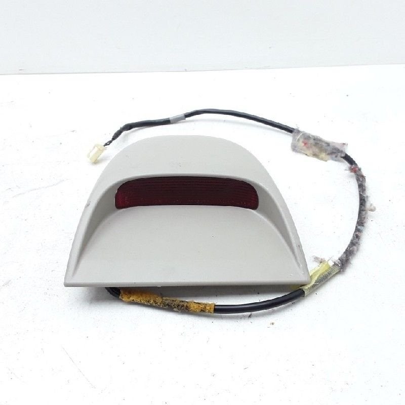 FEU STOP CENTRAL ARRIERE Subaru Legacy (BL), Utilisé, Subaru