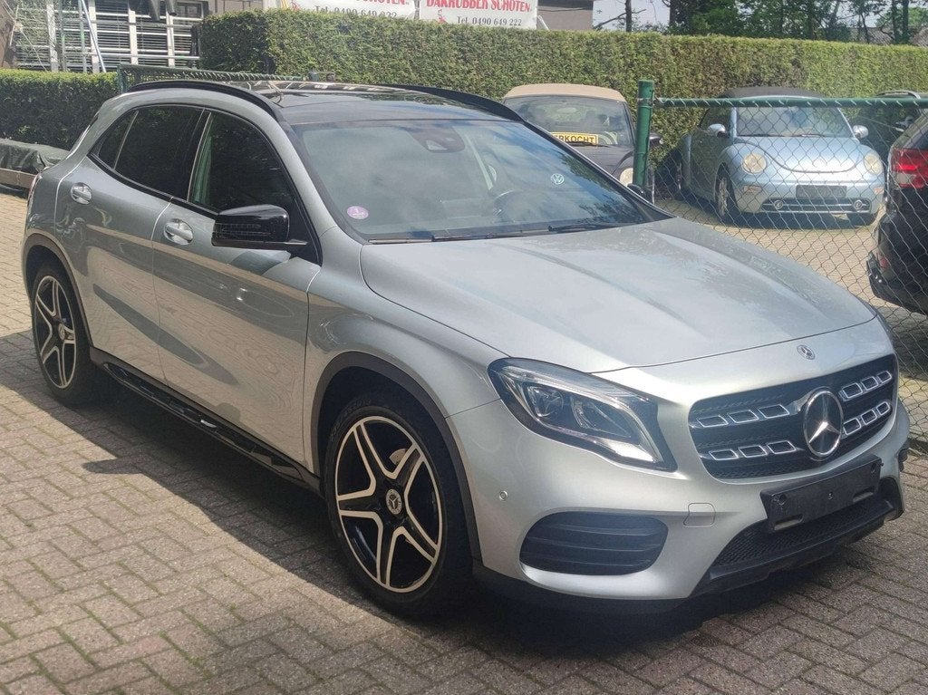 Mercedes-Benz GLA 180 GLA 180 Business Solution AMG ! FULL /, Auto's, Mercedes-Benz, 122 pk, Gebruikt, 4 cilinders, 1595 cc