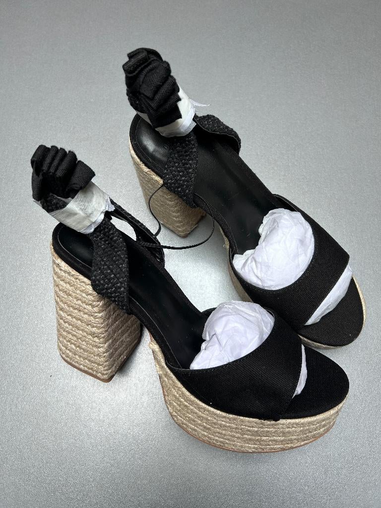 Sandales noires compensées à talons Bershka - Pointure 40 *, Neuf, Enlèvement ou Envoi, Chaussures à haut talons, Bershka
