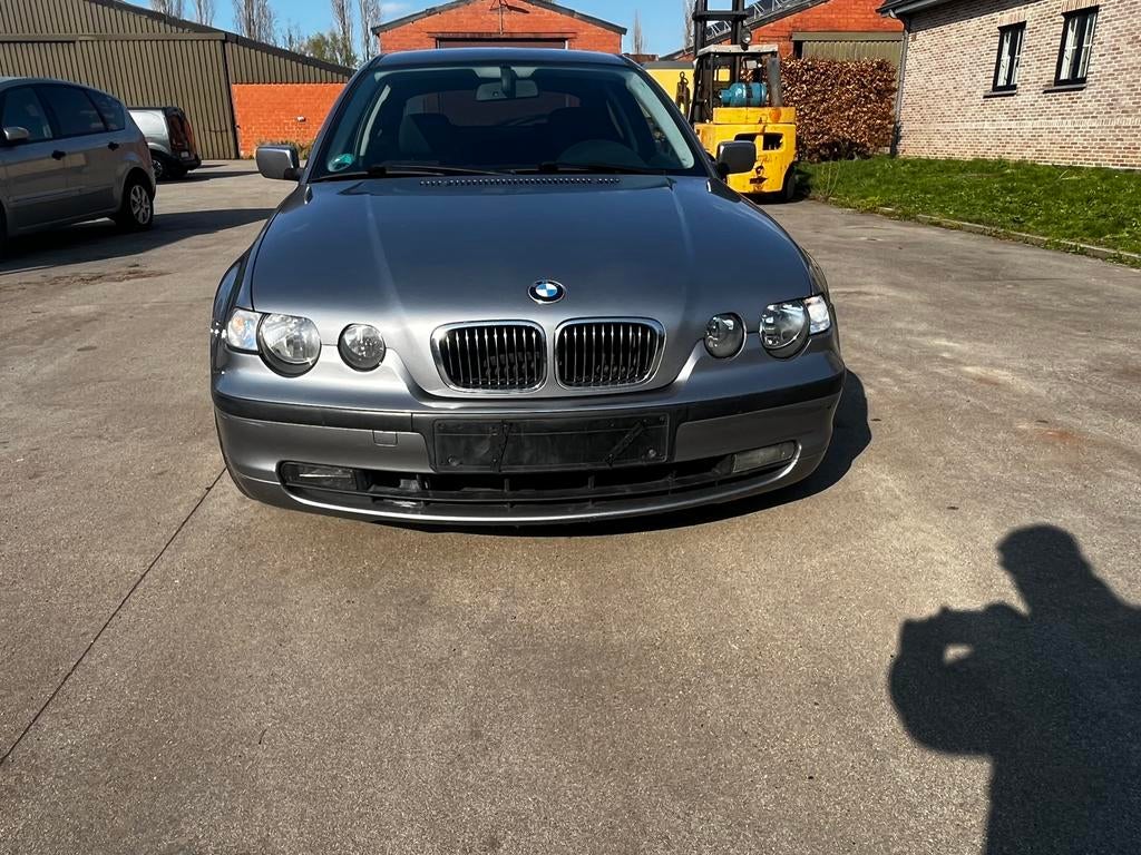 BMW 316TI BENZINE VAN 2004, Auto's, Zwart, Bedrijf, Handgeschakeld, Euro 4