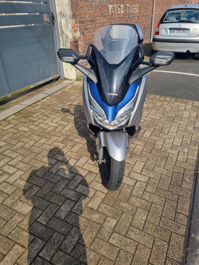 Honda Forza 125, Scooter, 125 cm³, Permis Moto A1 minimum