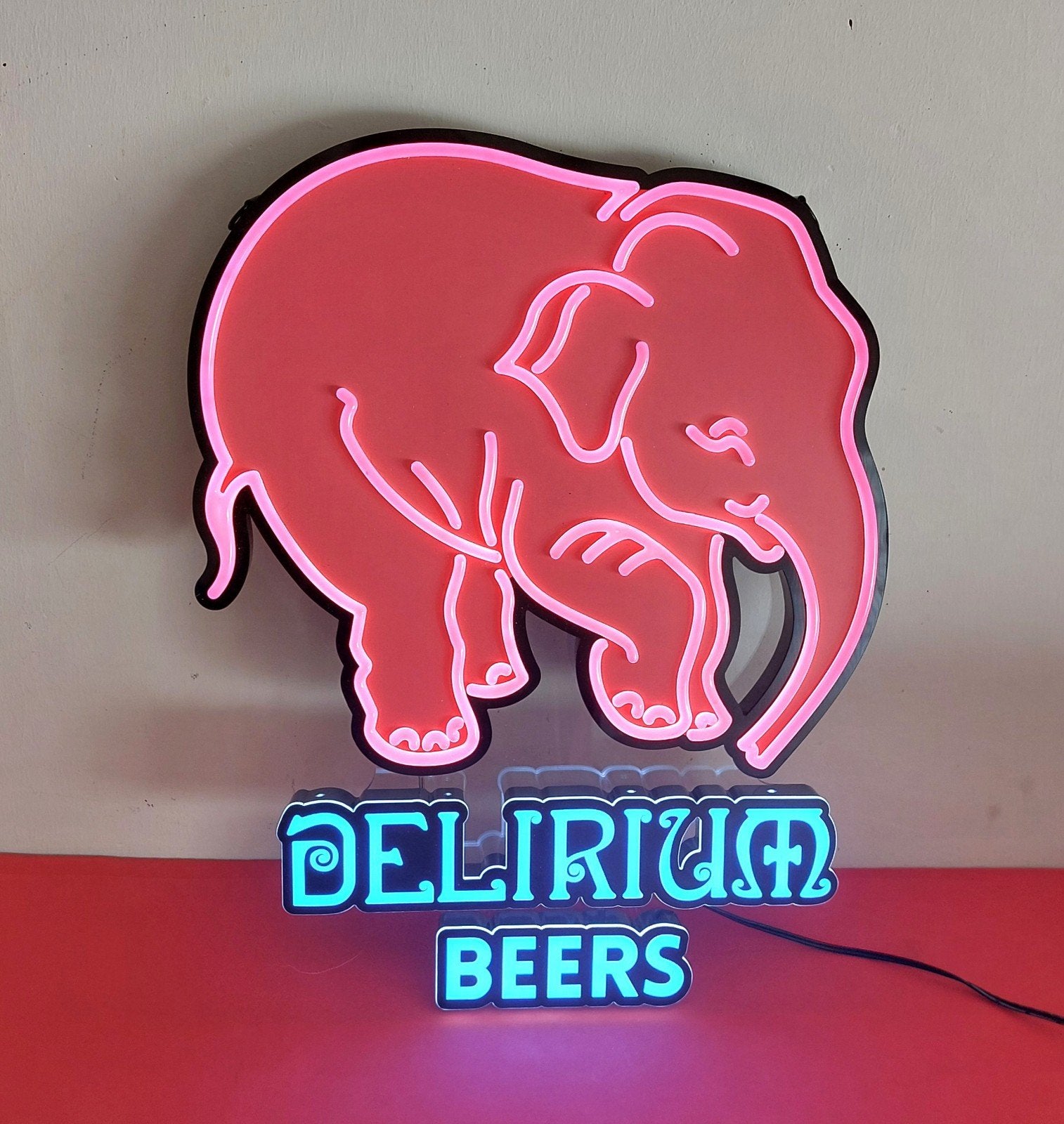 Enseigne lumineuse néon Led Delirium Neuve, Enlèvement ou Envoi, Neuf, Table lumineuse ou lampe (néon)