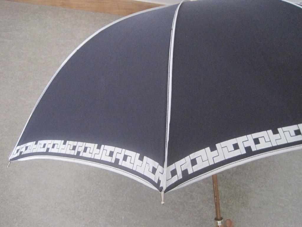 Prachtige paraplu Ted Lapidus, Ophalen of Verzenden, Zo goed als nieuw, Blauw