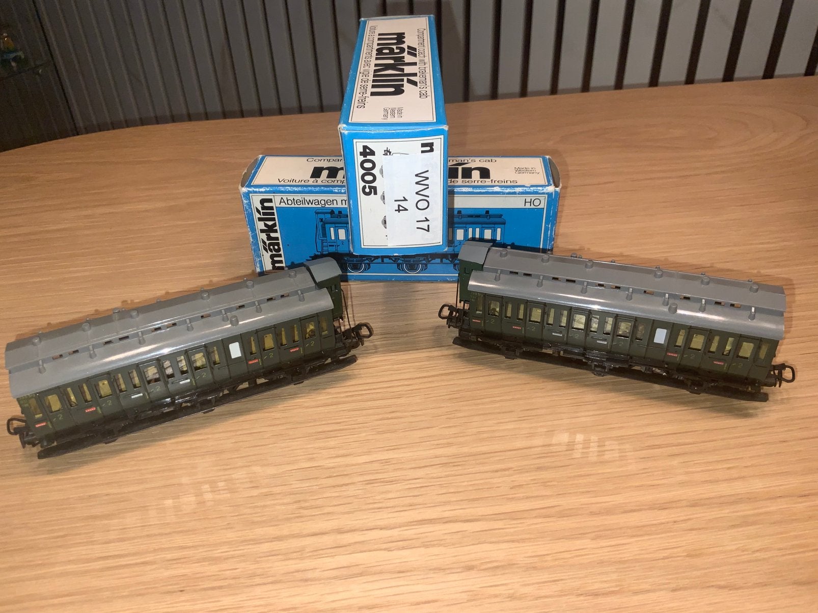 LOT DE 2 VOITURES A COMPARTIMENTS MARKLIN 4005 3 ESSUIEUX, Enlèvement ou Envoi, Utilisé, Wagon, Märklin