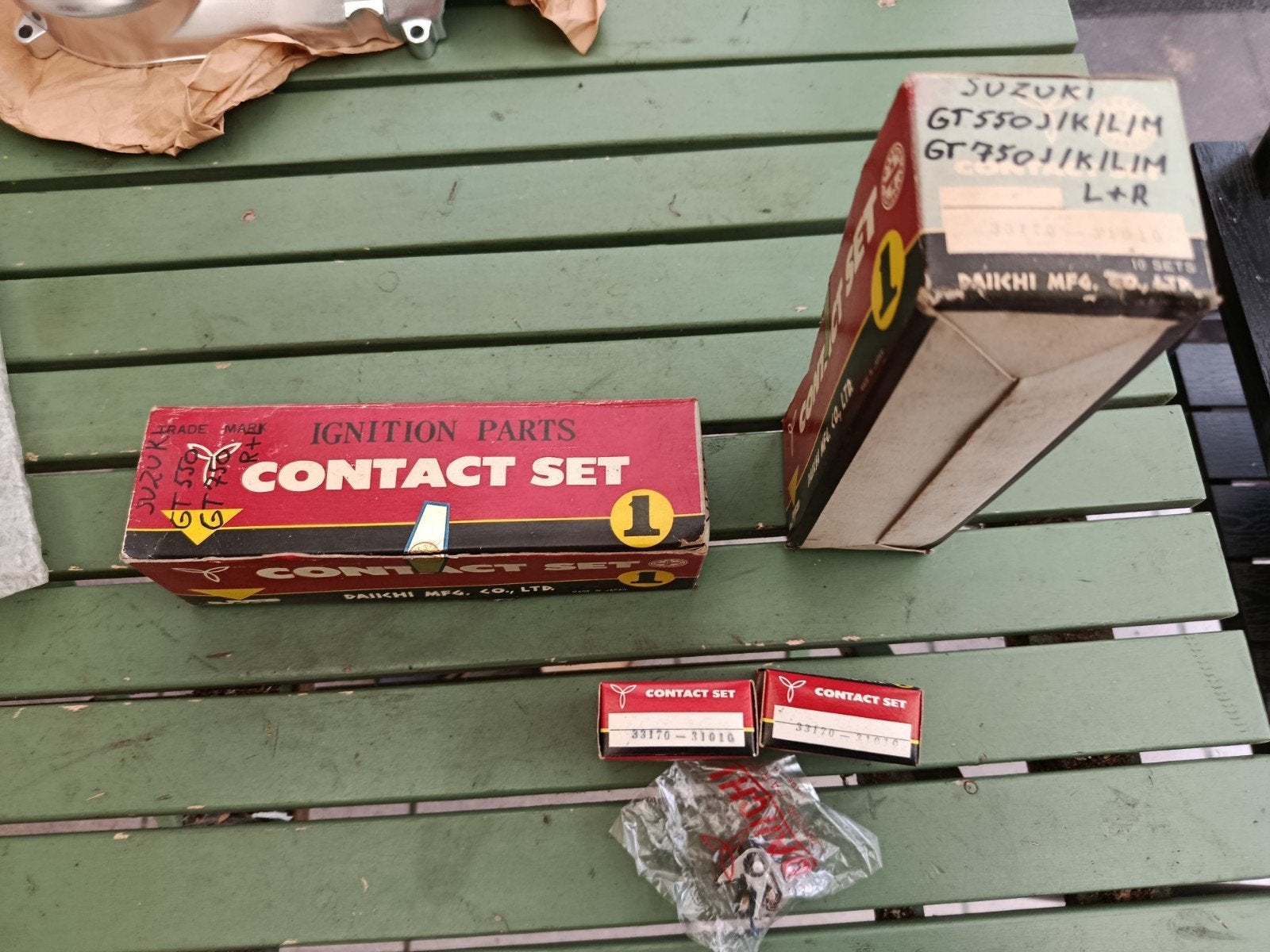 Suzuki gt 750 -550 contact punten, Motoren, Ophalen of Verzenden