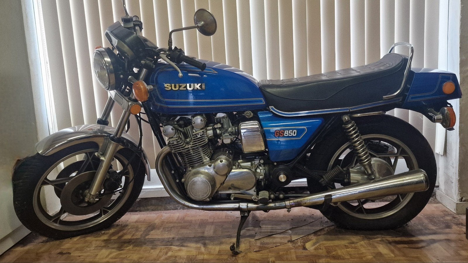 Moto  -  SUZUKI GS 850 -, Motos, Tourisme, Plus de 35 kW, Particulier, 4 cylindres