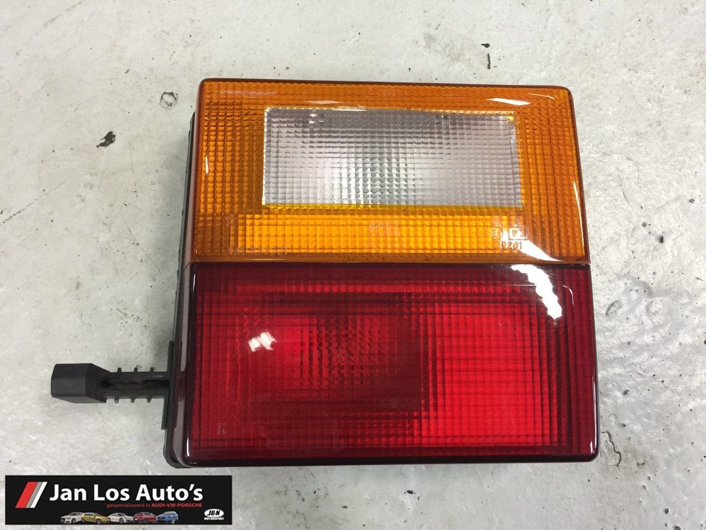 Achterlicht rechtsbinnen Audi 100 typ 44 C3/ 80 B2 445945094, Gebruikt, -, -, -