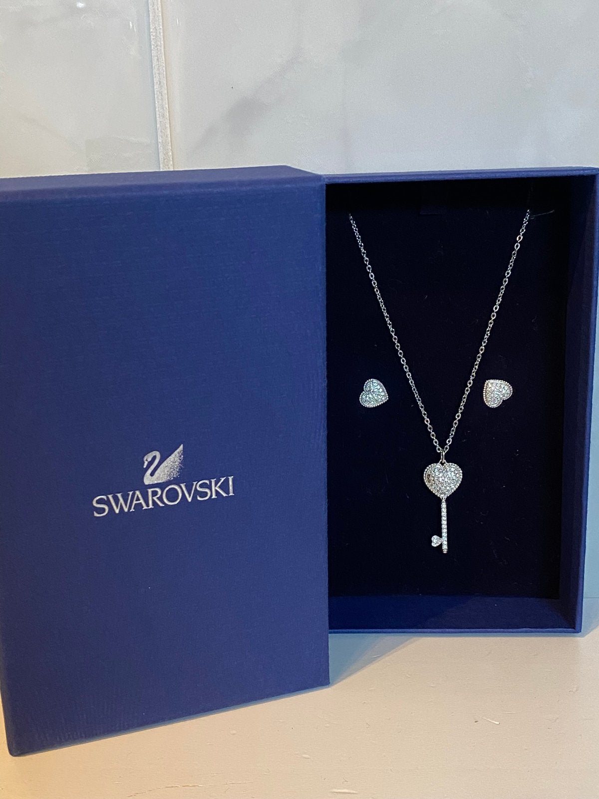 Swarovski ketting/oorbellen, Collections, Swarovski, Enlèvement, Utilisé, Bijou ou Montre