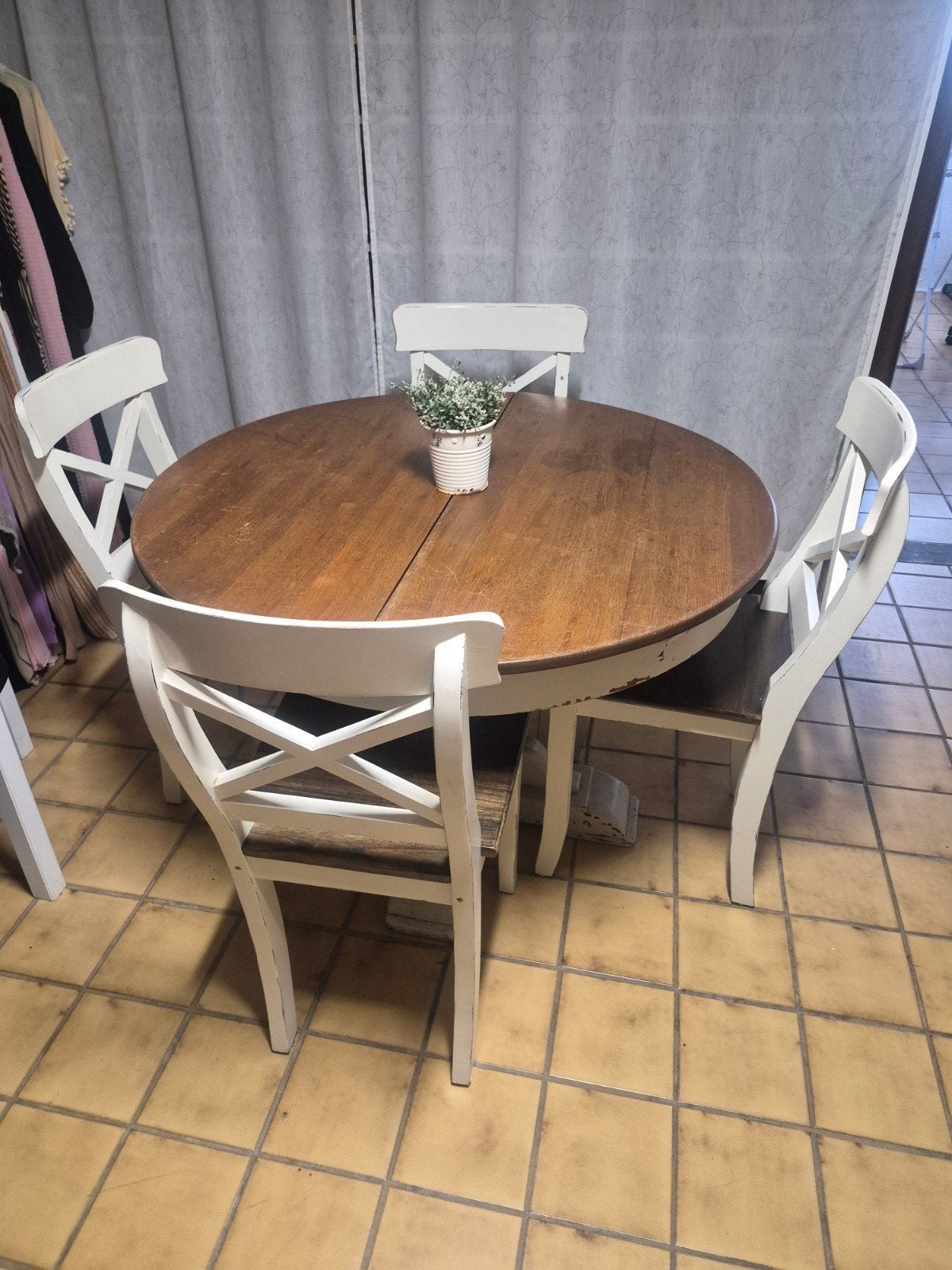 landelijke tafel met 4 stoelen, Ophalen