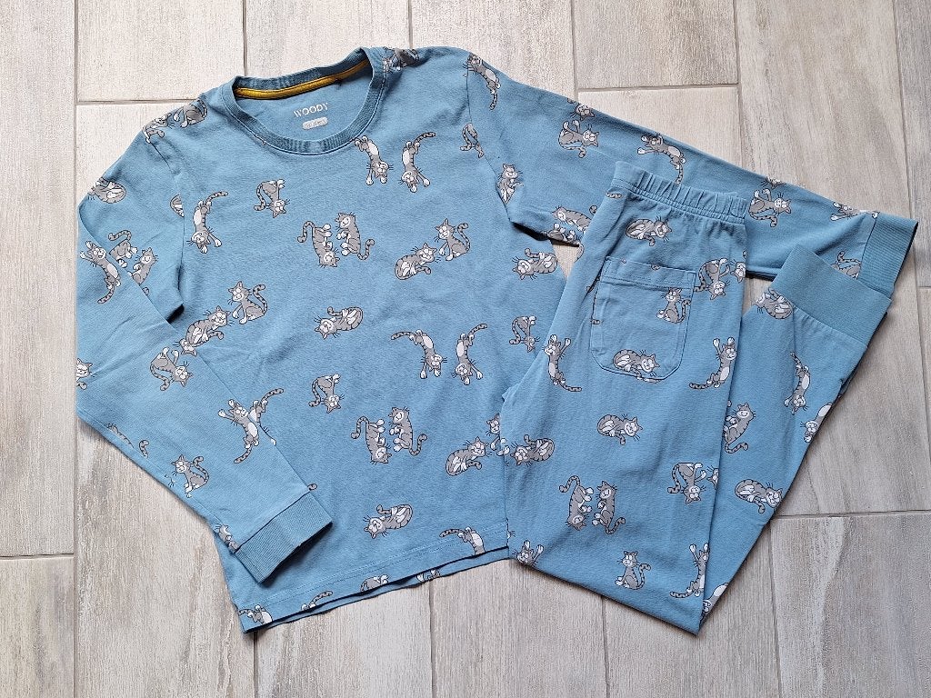 ★ M128 - Woody pyjama thema kat, Nacht- of Onderkleding, Gebruikt, Ophalen of Verzenden, Jongen