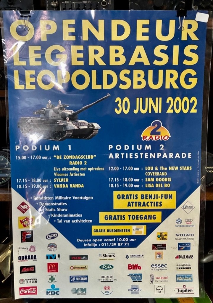Opendeur Legerbasis Leopoldsburg 2002., Verzamelen, Ophalen of Verzenden, Landmacht, Foto of Poster