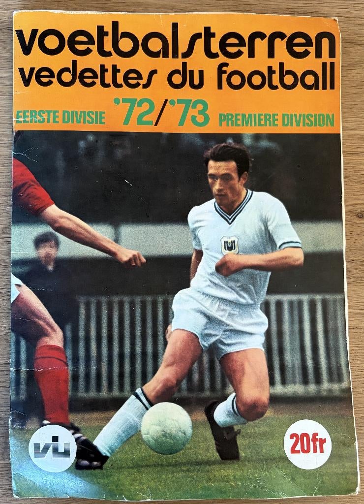 StickerAlbum Vanderhout Voetbalsterren Eerste divisie (1972), Verzamelen, Ophalen of Verzenden, Gebruikt, Sport