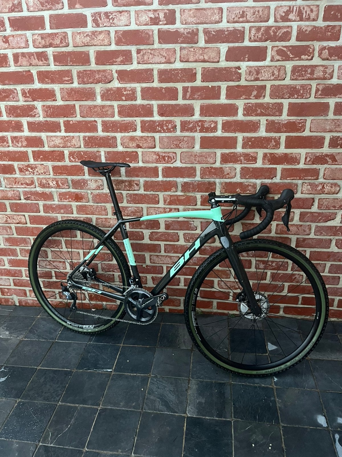 BH Gravel X - M - Shimano 2x11 gravel/weg - Dtswiss, Vélos & Vélomoteurs, Enlèvement, Comme neuf