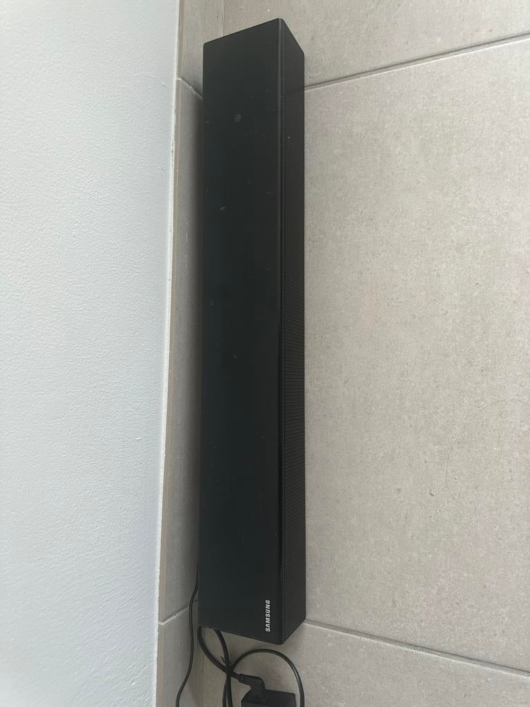 Samsung soundbar HW-N400 – Bluetooth / HDMI, Enlèvement, Bluetooth, Comme neuf