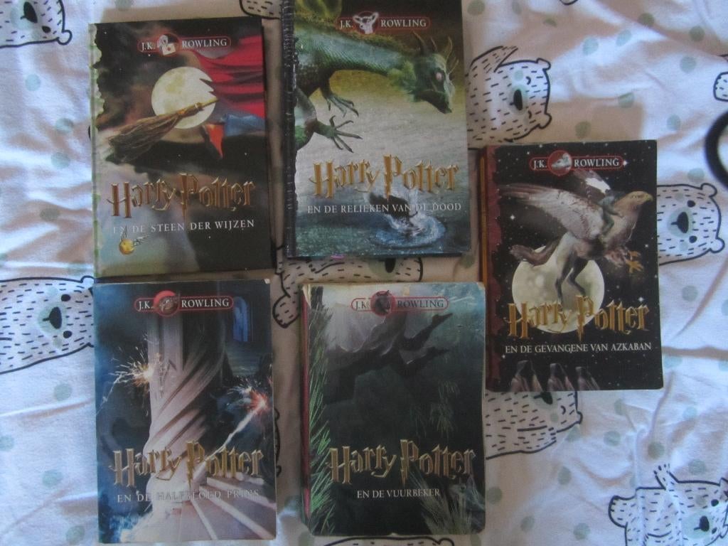 12 boekjes harry potter, Verzamelen, Ophalen, Zo goed als nieuw
