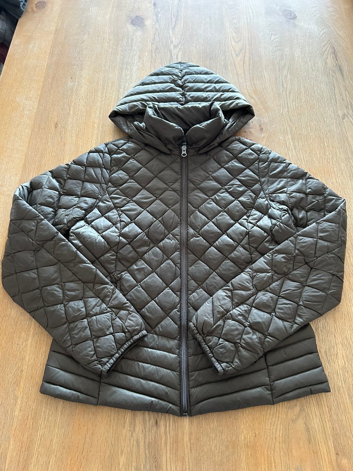 Kaki donsjas C&A maat 38, Kleding | Dames, Jassen | Winter, Ophalen of Verzenden, Zo goed als nieuw, Maat 38/40 (M), Groen