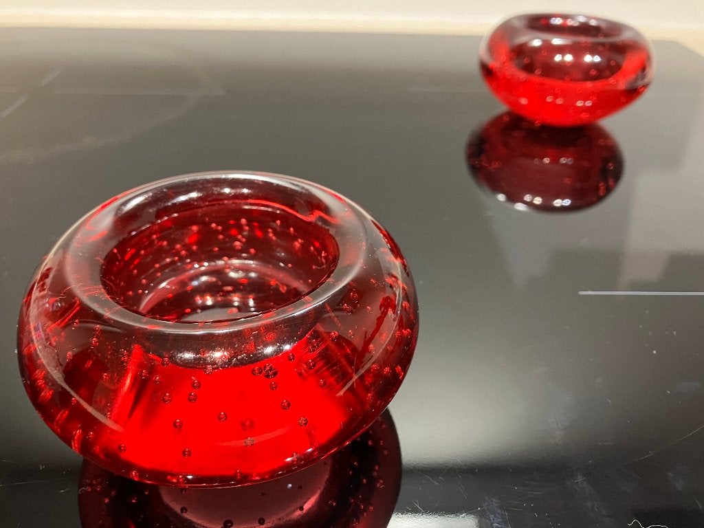 2 * Rode transparante thee lichtjes houder (Kandelaar), Ophalen of Verzenden, Kandelaar, Rood, Glas