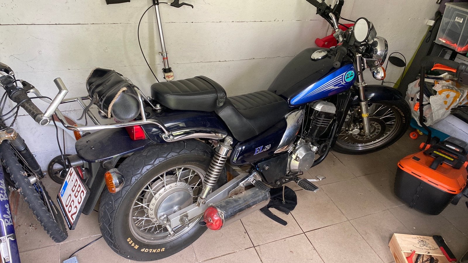 Kawasaki 250 el 1996, Motoren, Particulier