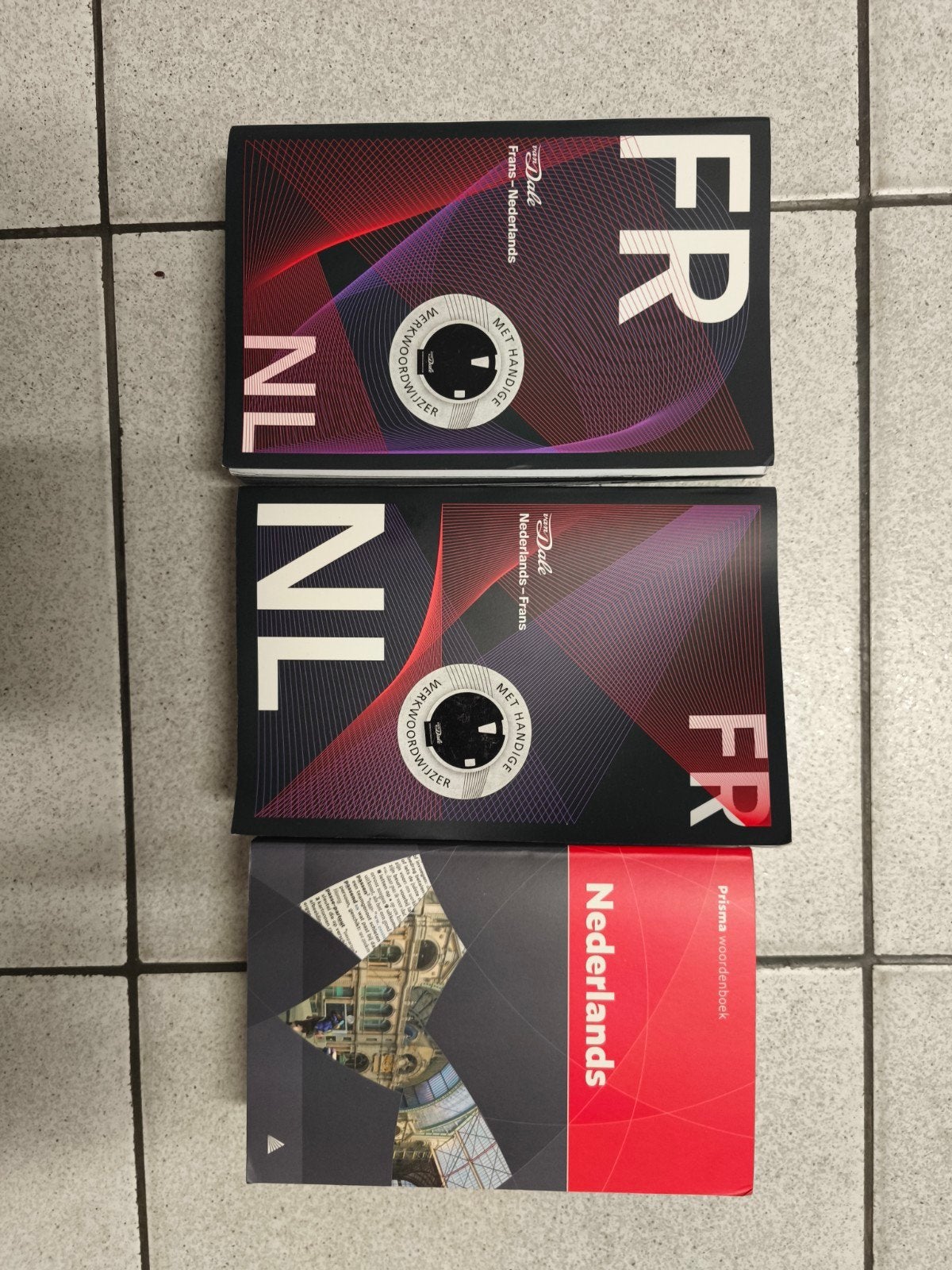 Woordenboeken, Enlèvement, Van Dale