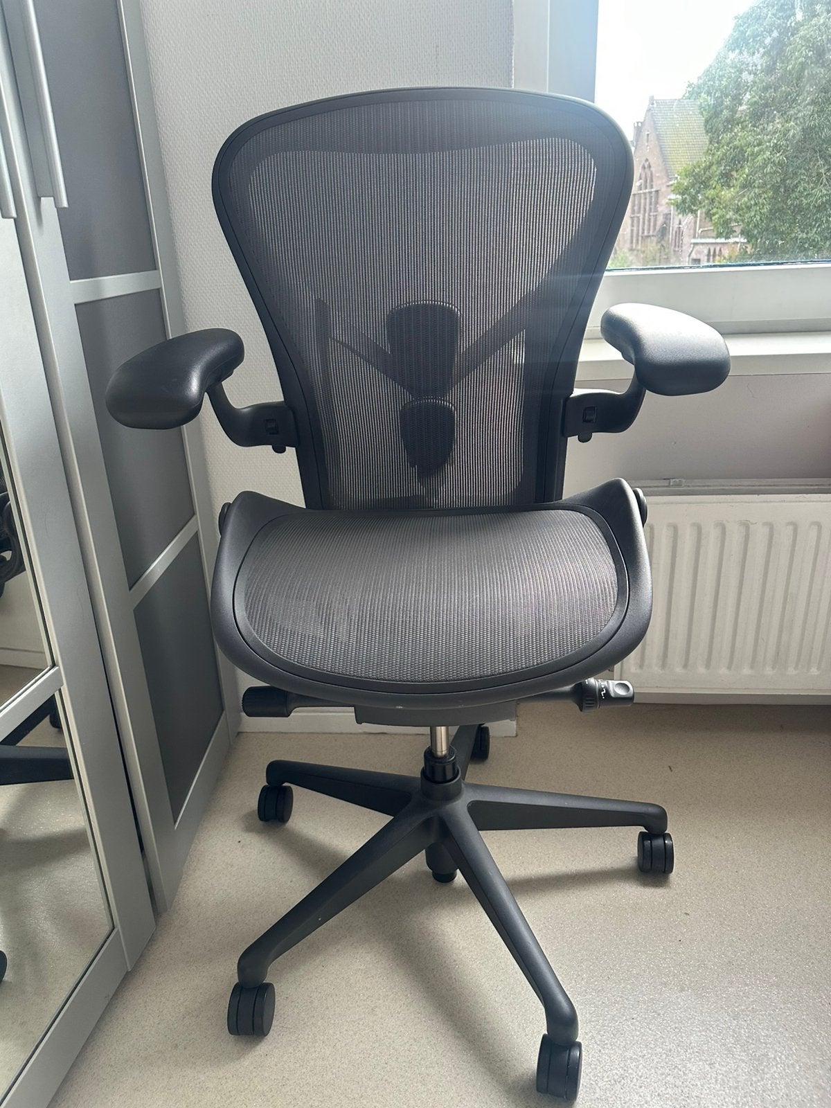 Herman Miller Aeron remasterisé taille B, Enlèvement ou Envoi, Comme neuf, Chaise de bureau, Ergonomique