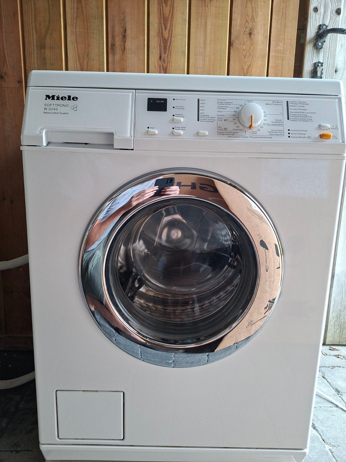 Miele wasmachine W3245, Ophalen