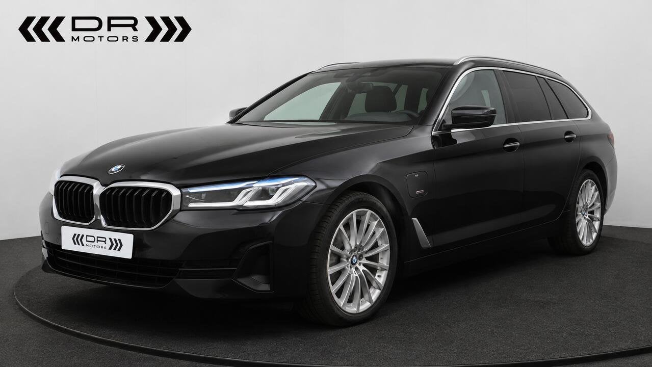 BMW 530 E - 292 PK - ADAPTIVE LED - DRIVE ASSIST PRO - TOPS, 0 kg, Euro 6, 216 kW, Noir