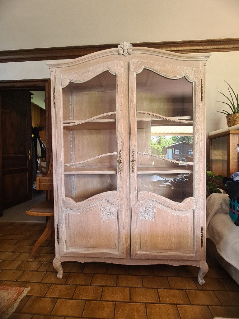 Witte houten vitrinekast, Huis en Inrichting, Kasten | Vitrinekasten, Ophalen, 100 tot 150 cm, Zo goed als nieuw, 150 tot 200 cm