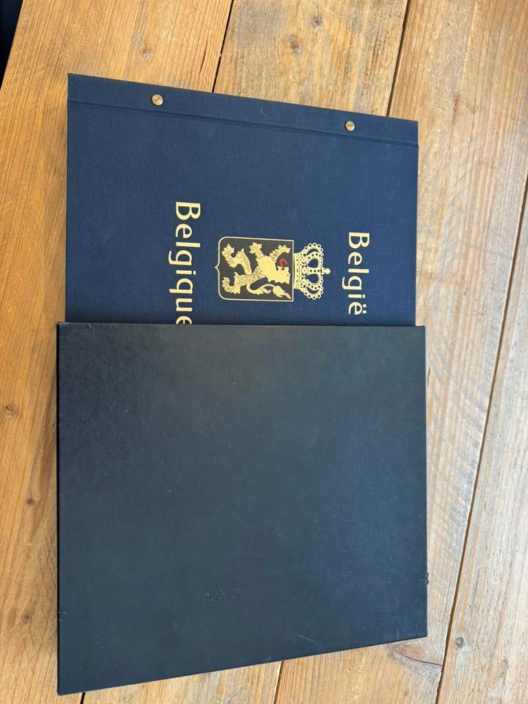 Postzegelalbum België-Belgique deel II, Ophalen, Verzamelalbum