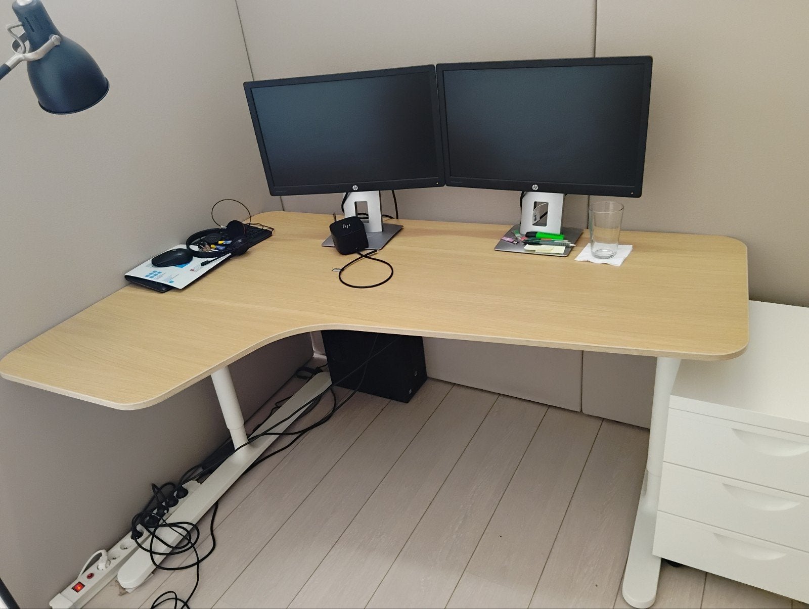 Bureau d'angle Ikéa, Utilisé, IKEA, Réglable en hauteur, Beige