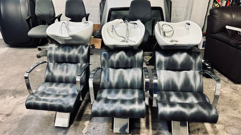 Kapper stoelen en wasbakken, Ophalen