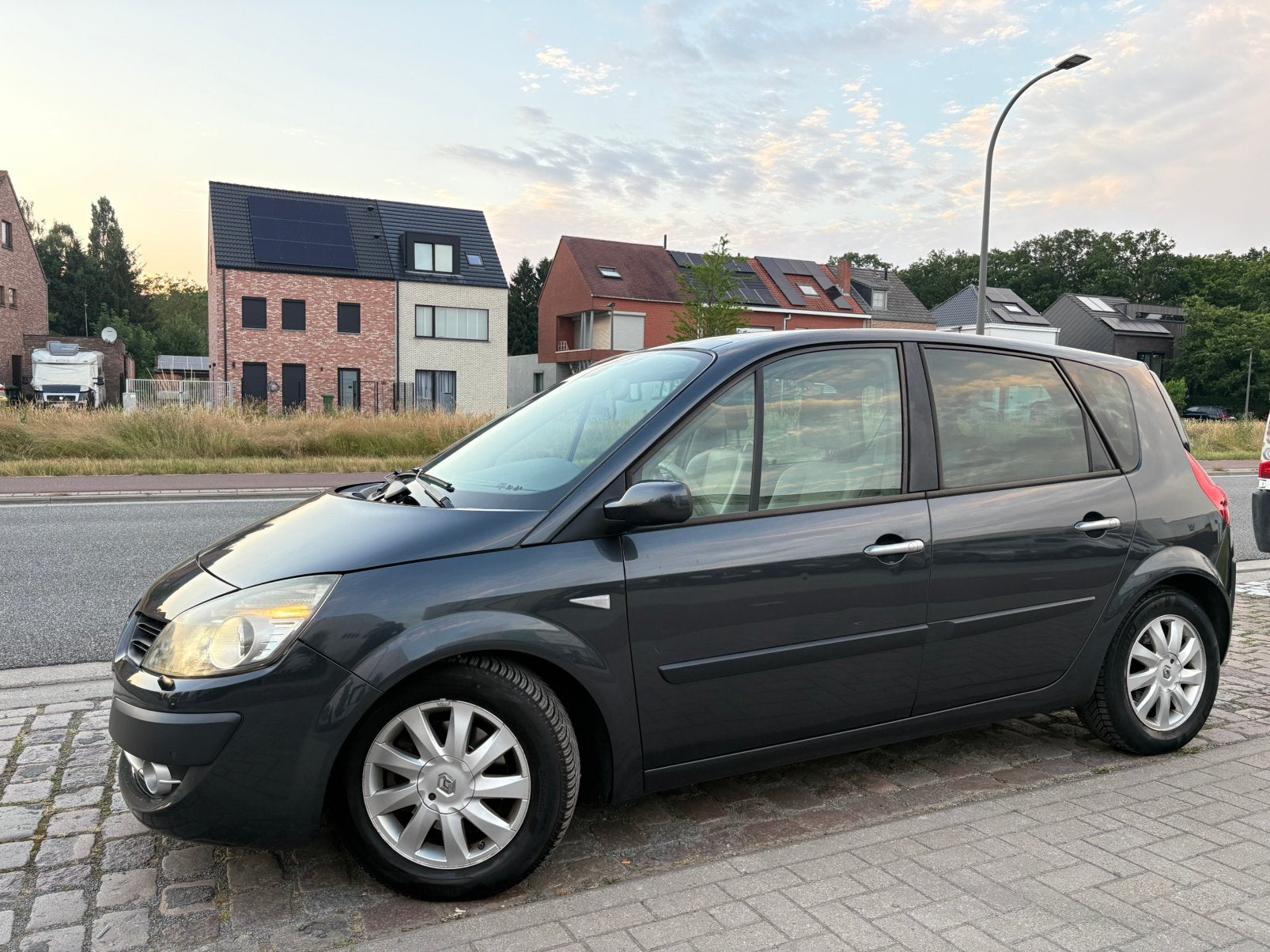Renault Scenic | 12 M Garantie |124 Dkm | 2.0 Diesel | 2008|, Autos, 110 kW, Entreprise, Garantie prolongée, Entretenue par le concessionnaire