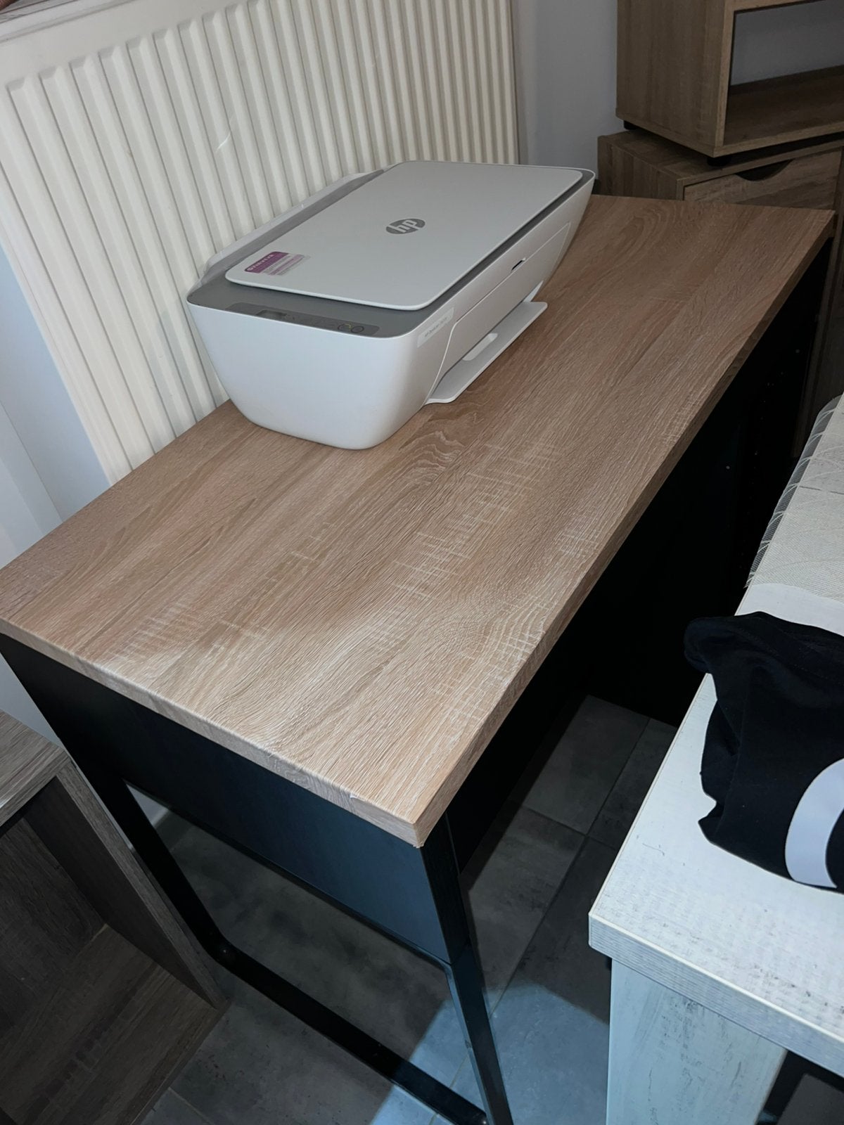 Bureau noir et beige, Huis en Inrichting, Kasten | Computermeubels, Ophalen