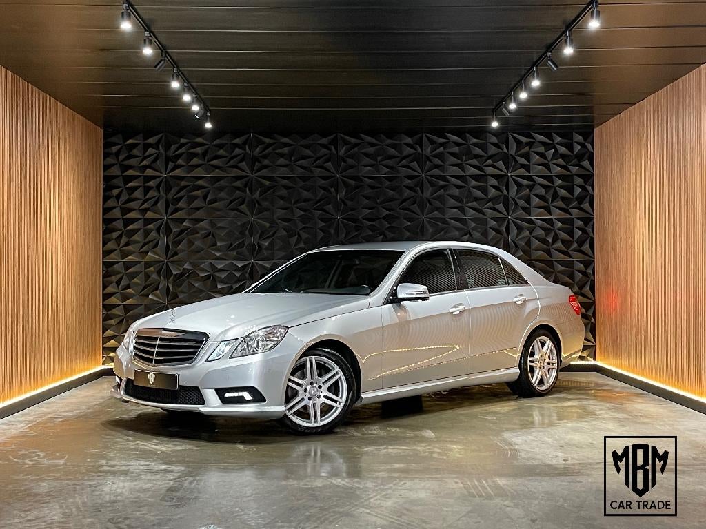 ✅ Mercedes E 200 CDI GARANTIE AMG Pack Avantgarde Automaat, Auto's, Mercedes-Benz, Achterwielaandrijving, Zwart, 4 cilinders, Bedrijf