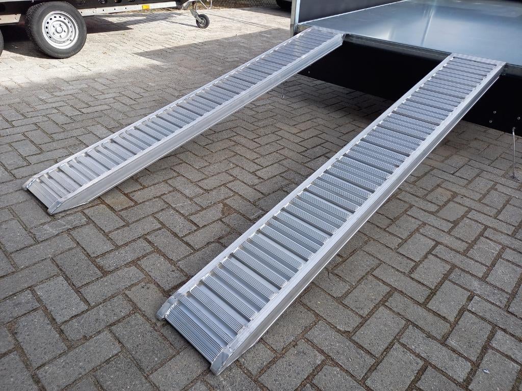 Stock opruiming!! Set aluminium rijplaten 240cm - 3000kg/set, Enlèvement, Neuf