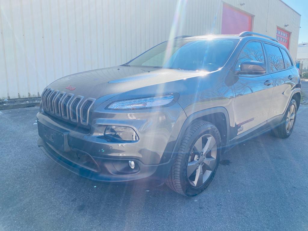 Jeep Cherokee 75 jaar 185 pk stoel met airco, 4WD full optie, Auto's, Jeep, Automaat, 4 cilinders, Leder, Particulier