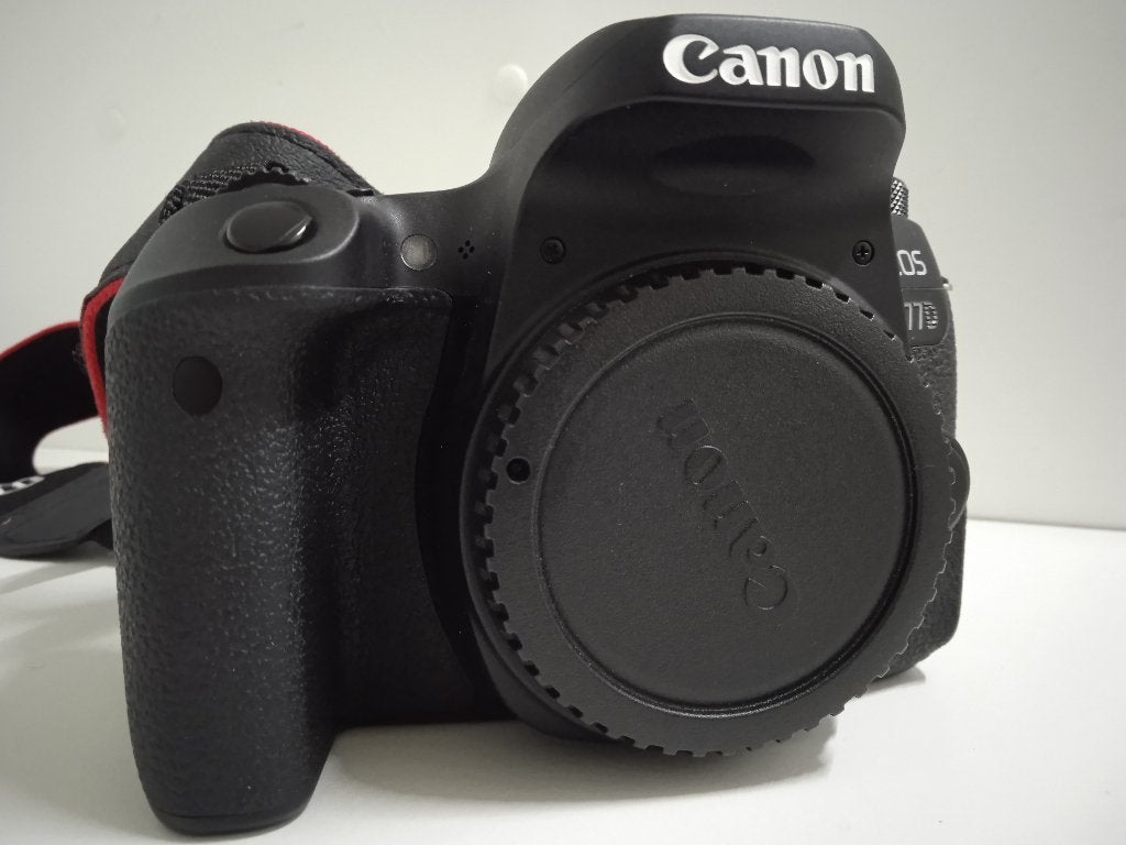 Boîtier Canon EOS 77D, Enlèvement ou Envoi, Canon, Comme neuf, 24 Mégapixel