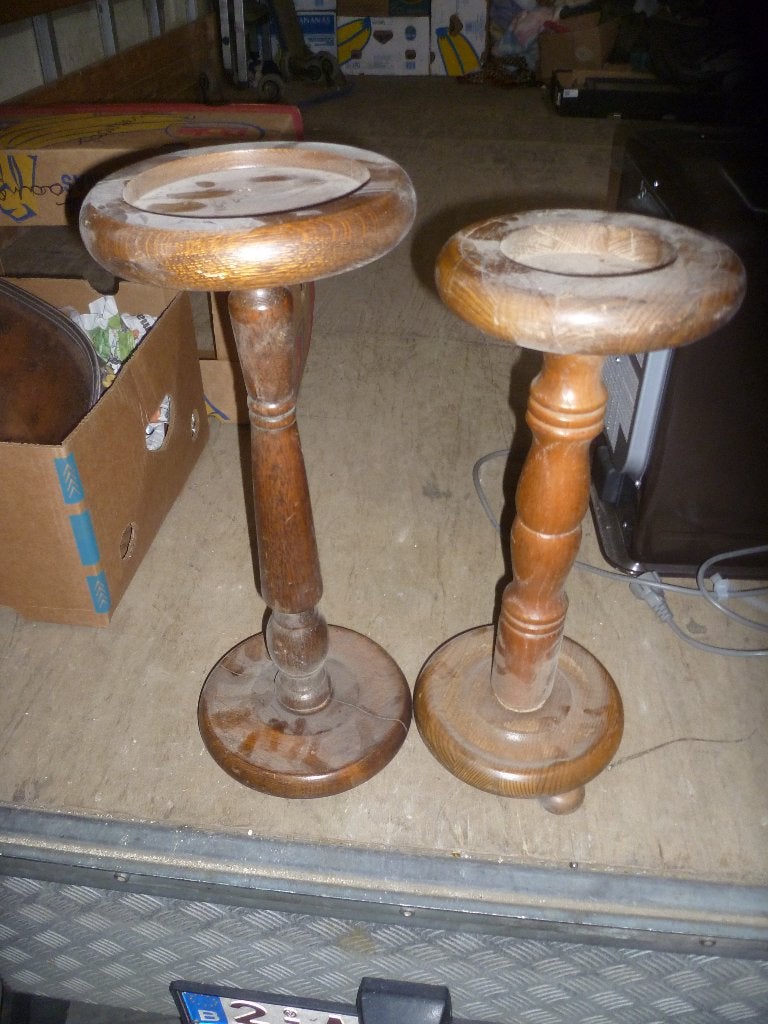 2 HOUTEN STAANDERS, Ophalen