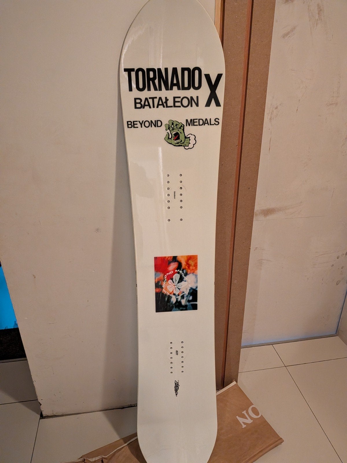 snowboard Bateleon Tornado, Ophalen, Zo goed als nieuw, Board
