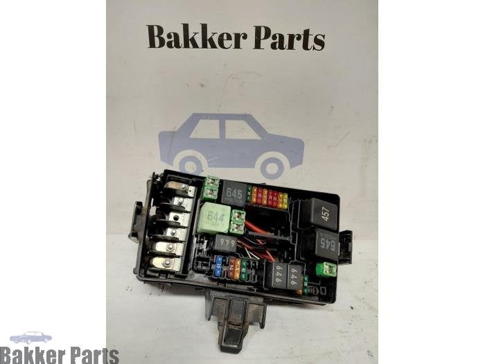 Boîte à fusibles d'un Volkswagen Golf, Autos : Pièces & Accessoires, Volkswagen, -, 3 mois de garantie, Utilisé