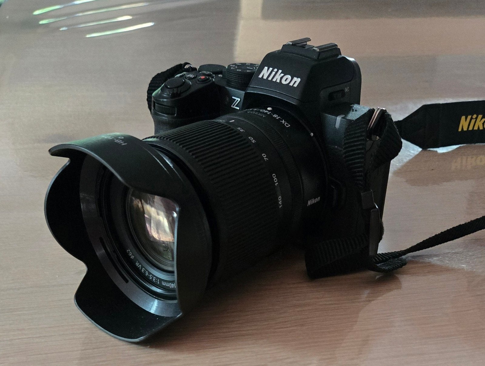 Nikon Z50 II + Z 18-140 DX-objectief, Audio, Tv en Foto, Ophalen of Verzenden, Zo goed als nieuw