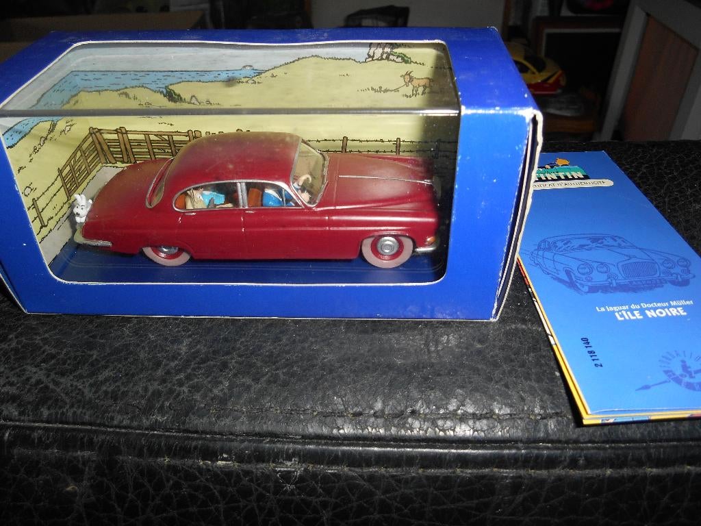 Voiture Tintin 40 avec certificat, Enlèvement ou Envoi, Tintin